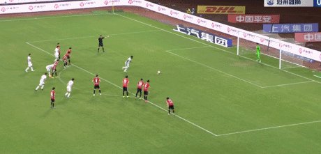 1656956434845075464.gif chengdu vs cangzhou.gif