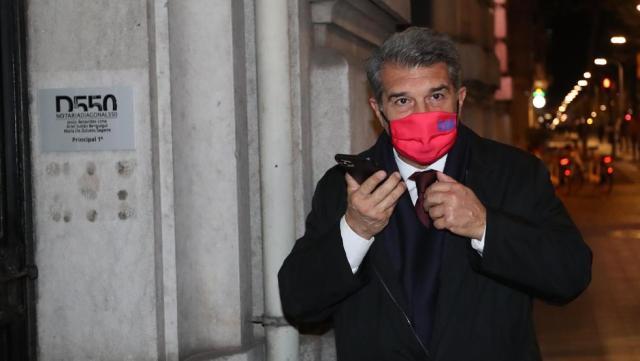 开云官网-巴萨球迷的美丽故事助拉波尔塔渡过首个危机